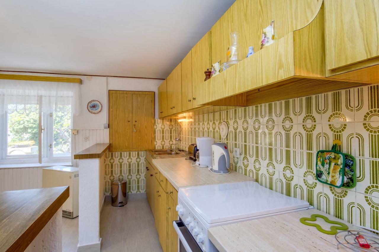 Apartment Carmen Veli Losinj Ngoại thất bức ảnh