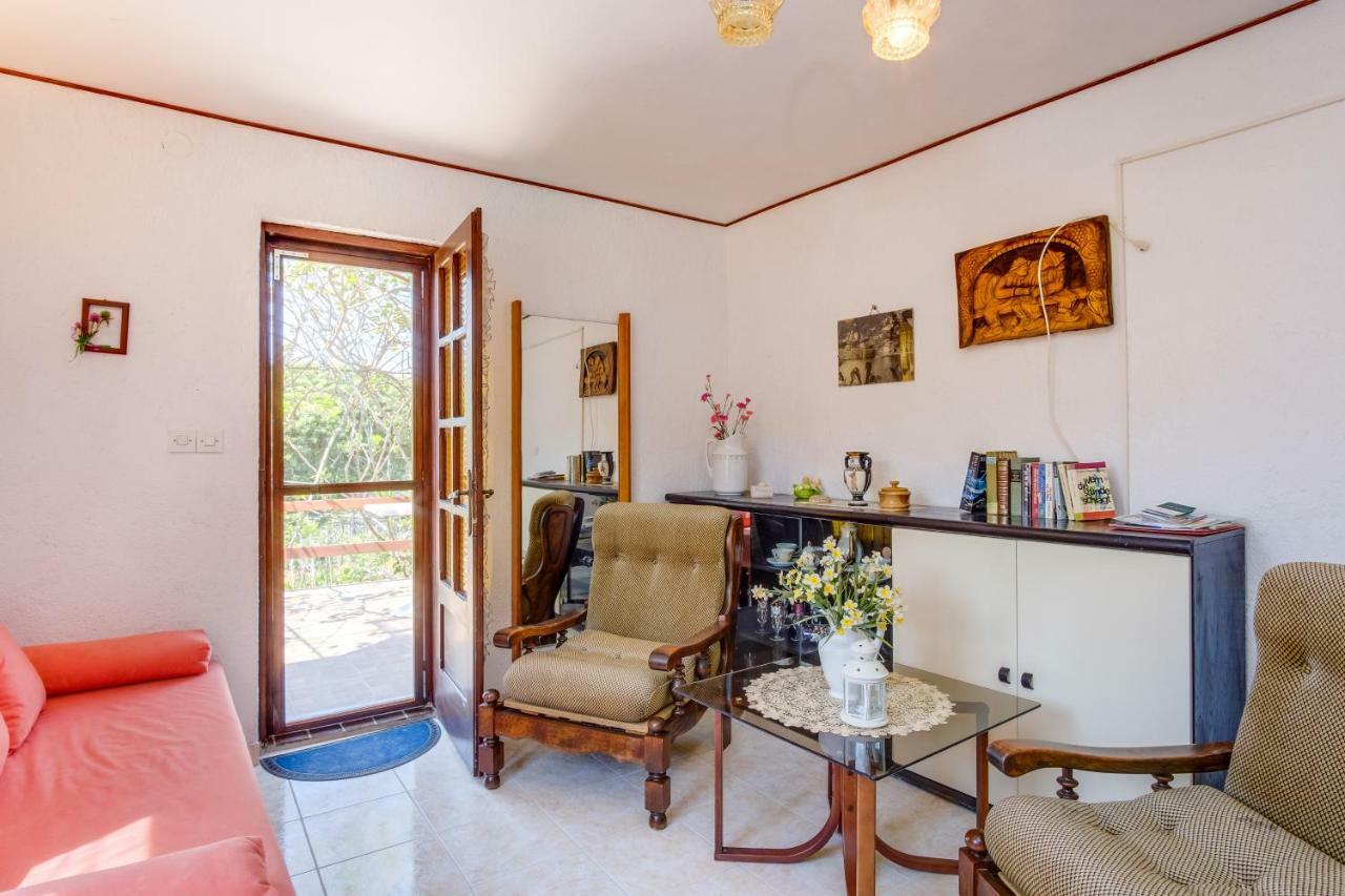 Apartment Carmen Veli Losinj Ngoại thất bức ảnh